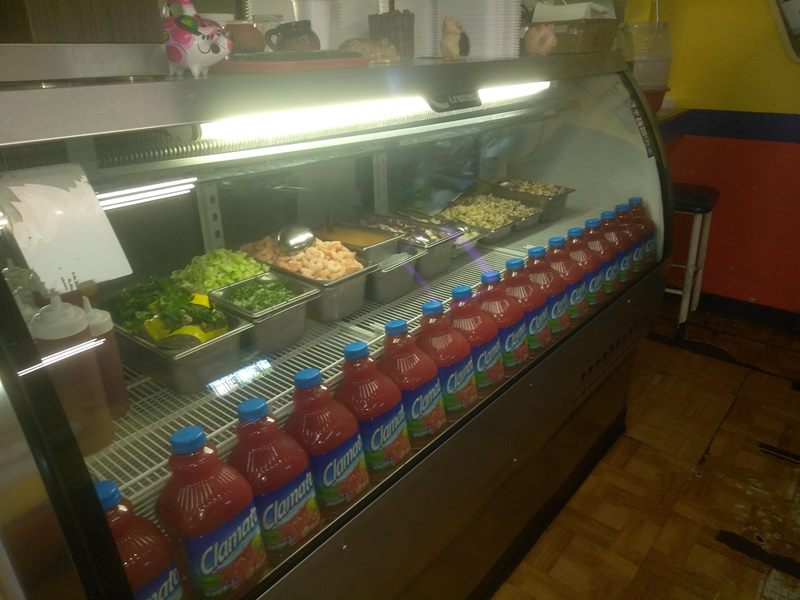 Carnitas y Mariscos Las Morelianas interior